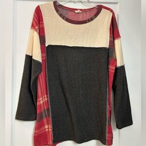 Women’s fleece top size medium